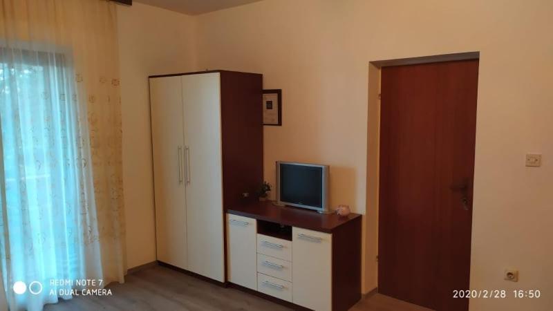 Studio apartment Marčelina Preko Esterno foto