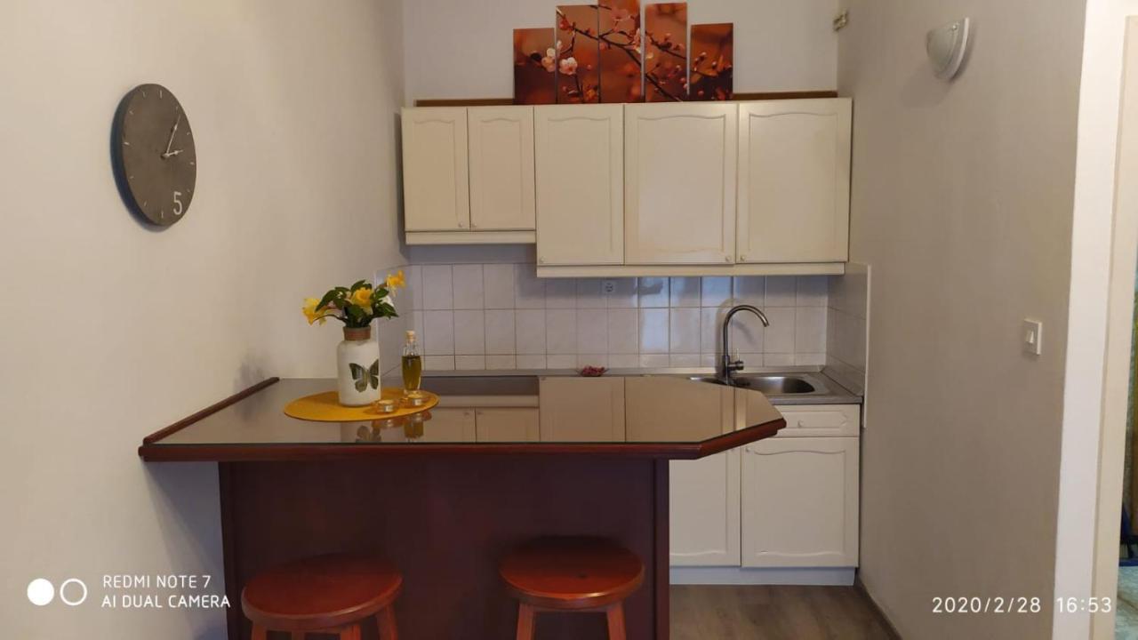 Studio apartment Marčelina Preko Esterno foto